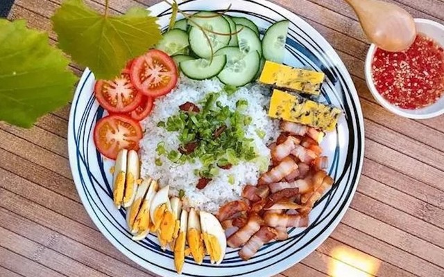 Cơm Tấm Thuận - Cơm Tấm Long Xuyên - Phan Thị Ràng