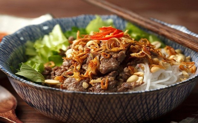 Bún Bò Trộn & Mỳ Chua Cay - Nguyễn Thái Học