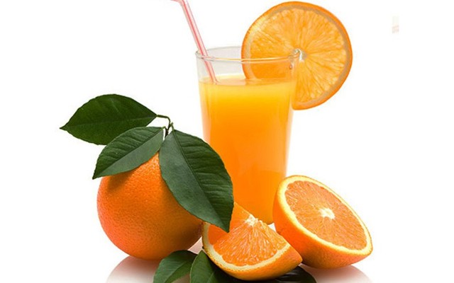 Thuý Nước Ép - Lê Trung Kiên