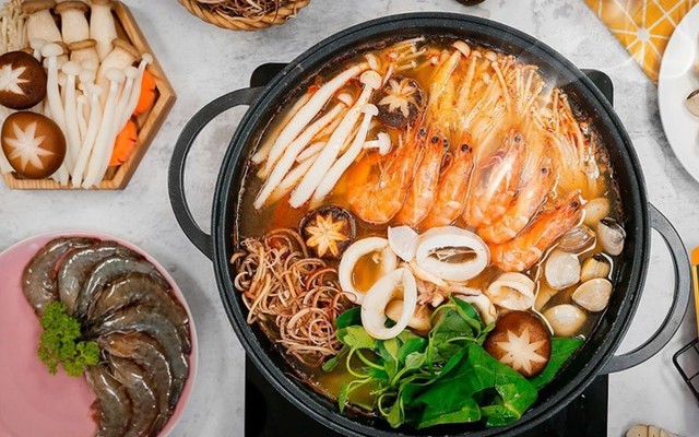 Nhà Hàng Làng Hoa - Chuyên Hải Sản và Các Món Dê