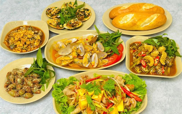 Ốc Ngon Nhà Mèo - 73B Lê Minh