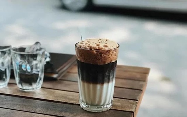 Viet Coffee - Bánh Bột Lọc - Trà & Nước Ép - Lê Văn Hiến