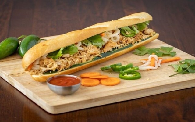 Bánh Mì Sài Gòn Tuấn Khang - Nguyễn Khang