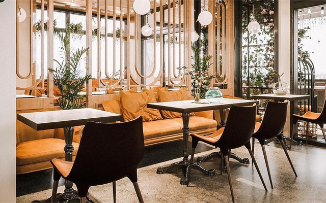 Hẻm Coffee - Đường Tàu