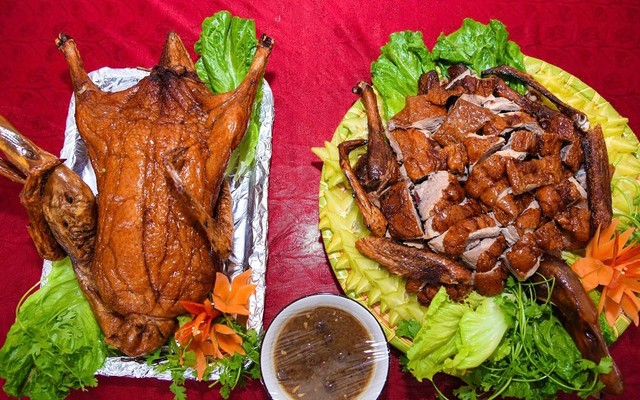 Mì Ốp La Bò, Cơm Tấm & Vịt Quay - 30 Nguyễn Bỉnh Khiêm