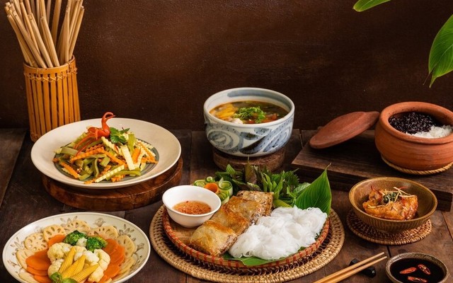 Chay Tâm An Lạc Láng Hạ - Bún Rong Biển Chấm, Bún Chả & Bún Rong Biển - Láng Hạ