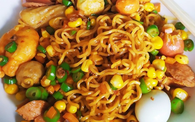 Bếp Nhà Sóc Thỏ - Mì Trộn & Đồ Ăn Vặt