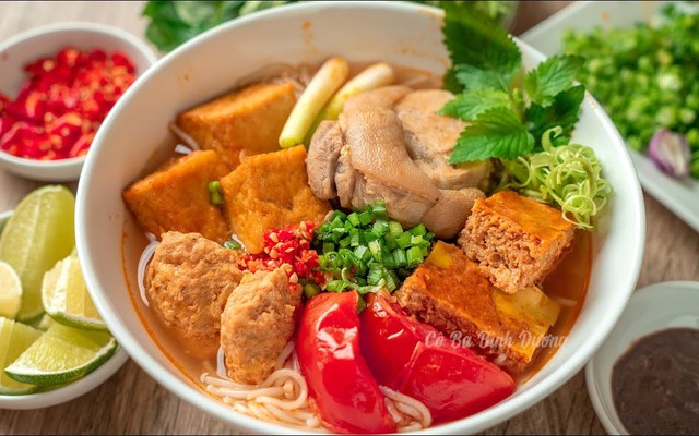 Mì Trộn & Bún Riêu - Quán 21 Lê Lợi