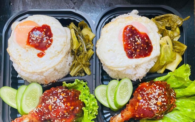 Bếp Hải Âu - Cơm Rang & Mì Xào - Mạc Thị Bưởi