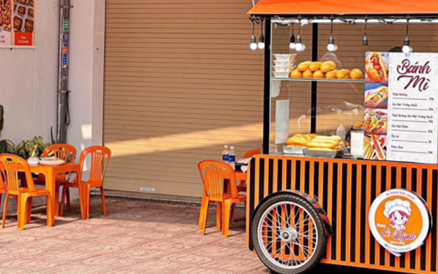 Bánh Mì Thịt Nướng Cô Quỳnh