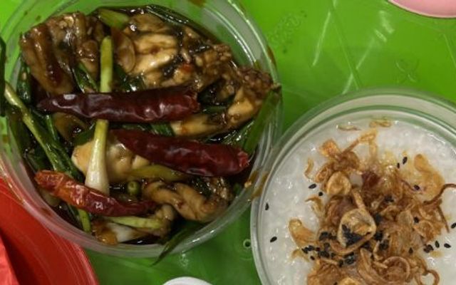 Cơm Gà Xối Mỡ 28 - Xô Viết Nghệ Tĩnh