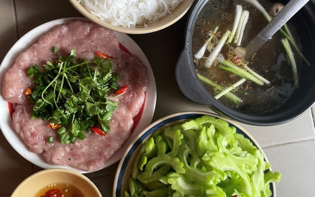 Lẩu Khổ Qua Dì Úc - Quận 12