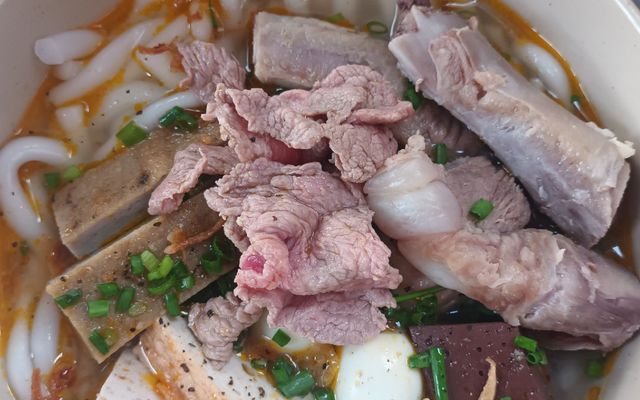 Bánh Canh Bột Gạo 284 - Nơ Trang Long