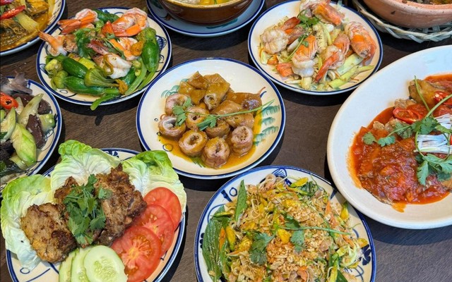 CƠM NIÊU ÚT THẢO - Đường Số 1A