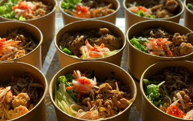 Bún Thịt Xào & Bún Bì Thịt Nướng - 121A Mậu Thân