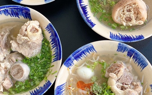 Bánh Canh Sườn - Trần Cao Vân