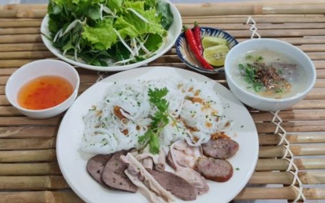 Bé Ú - Bánh Hỏi Cháo Lòng Bình Định & Bánh Canh Chả Cá Nha Trang - KDC Hồng Long