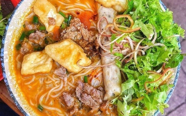 Quán Nhỏ Roman - Bún Riêu, Bún Chả & Cơm Văn Phòng