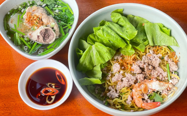 Phở Nhà Xưa 2 KDC Chánh Nghĩa - Phở - Hoàng Văn Thụ