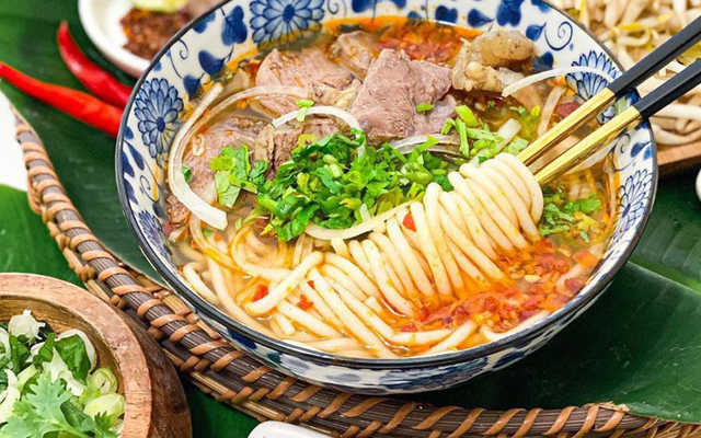Bún Bắp Bò - Trường Sơn