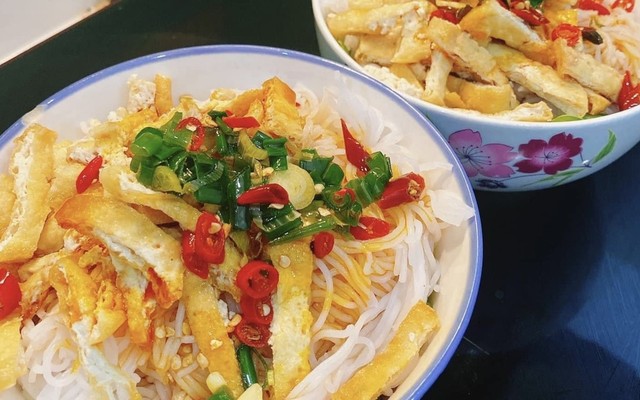 Tiệm Chay Nhà Ny - Bún Mắm Chay, Bánh Xèo & Cà Phê