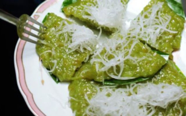 Chè Của Mẹ - Chè Trường Thao 1975 - Ngõ 347 Phố Huế