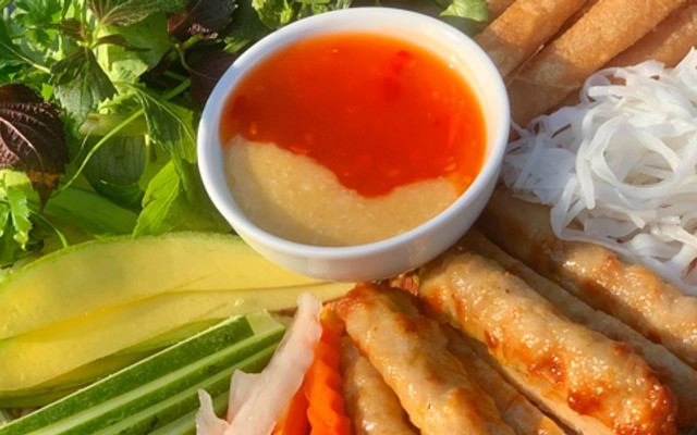 Bếp Nhà Shin - Nem Nướng Nha Trang - Trương Quang Được
