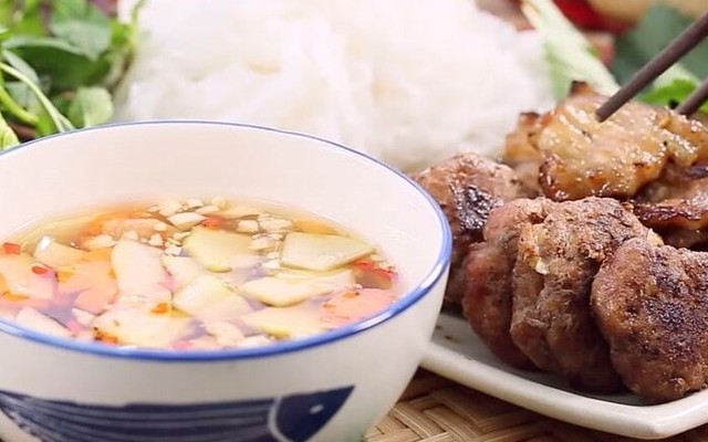 Bún Chả Hà Nội 29 - 93 Nguyễn Chí Thanh