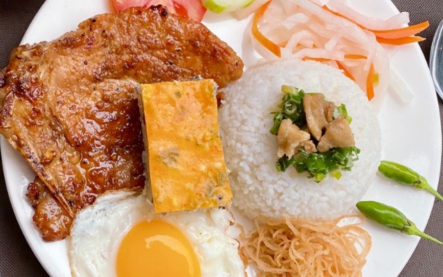 Cơm Tấm Phúc - 157 Nguyễn Văn Linh