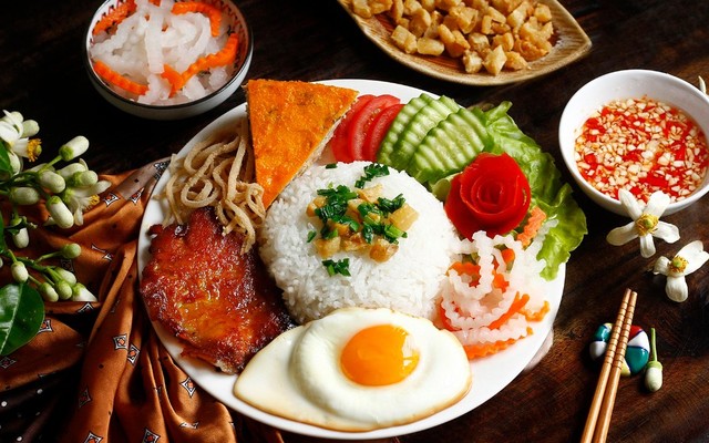 Cơm Tấm Trường Thịnh - Lê Thị Riêng