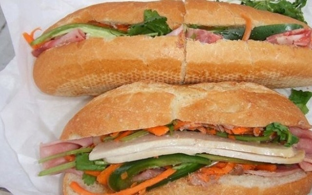 Bánh Mỳ Chén & Bánh Mỳ Xíu Mại - Nguyễn Tất Thành