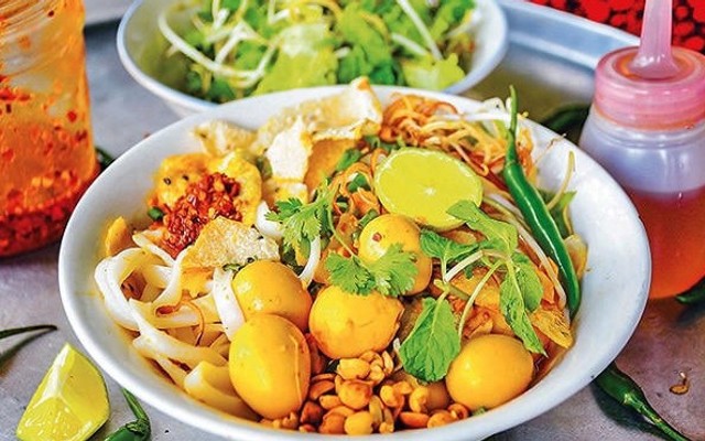 Mỳ Quảng Nét Quảng - Bùi Tá Hán