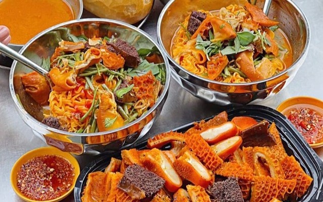 Phá Lấu Ngon Ngon - Lê Văn Hưu