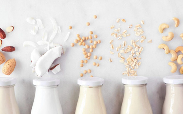 Hai Anh Em - Cà Phê, Sữa Hạt & Sâm Lạnh - Bùi Hữu Nghĩa