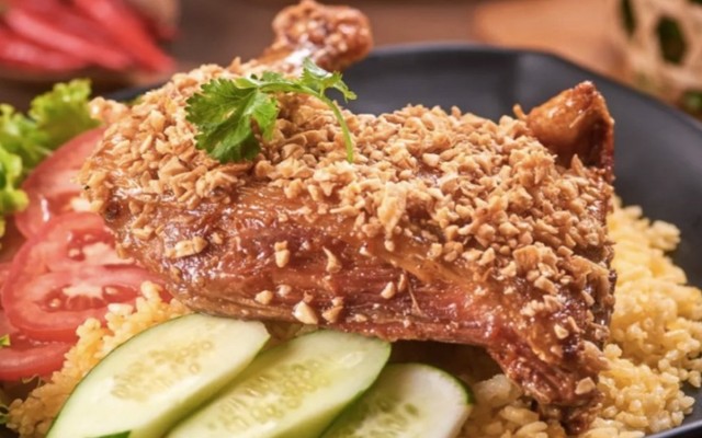 Cơm Chiên Gà Xối Mỡ, Mì Xào Giòn & Hủ Tiếu Xào - Phát Ký