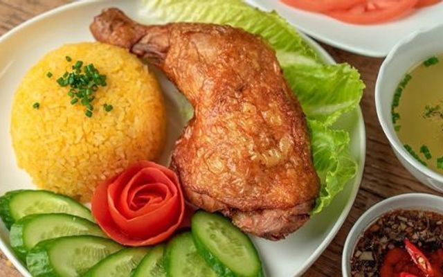 Bữa Trưa Việt - Cơm Gà Xối Mỡ & Cơm Văn Phòng - Trần Văn Dư