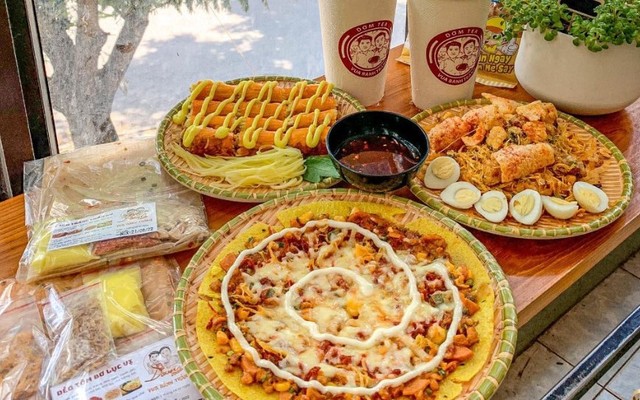 Dơm - Vua Bánh Tráng - Mễ Trì Hạ