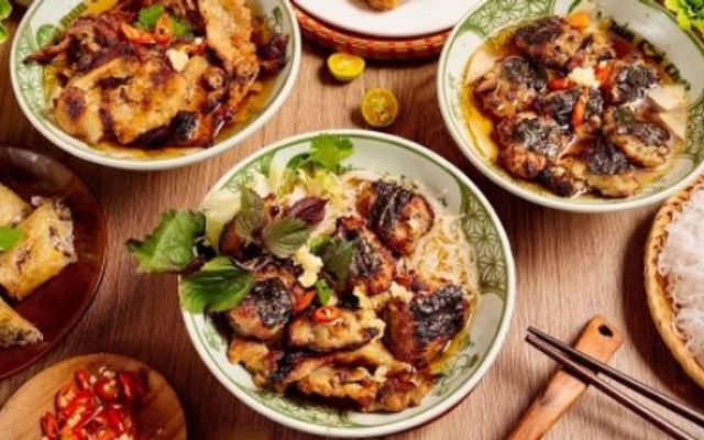 Bún Chả 3 Miền - Bún Chả Xưa & Bún Chả Que Tre