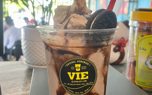 VIE - Cà Phê Muối, Nước Ép & Trà Sữa - Phạm Tứ