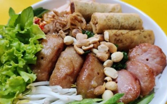 Bún Thịt Nướng Nàng Thơ - Đặng Văn Ngữ