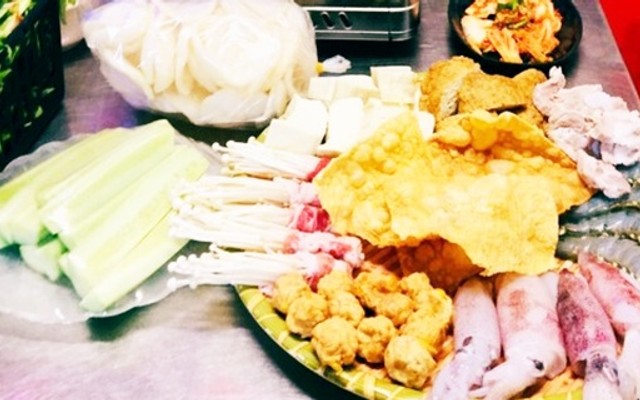 Lẩu Mẹt Nhậu Phủi - Tân Mai