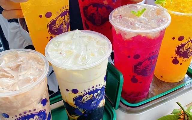 Trà Sữa Khoai Môn Đài Loan (芋品殿) - Khu Ẩm Thực Chợ Đêm Nha Trang