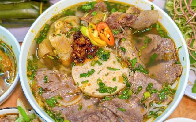 Bún Bò Bà Chiểu 2 - Trần Quang Khải