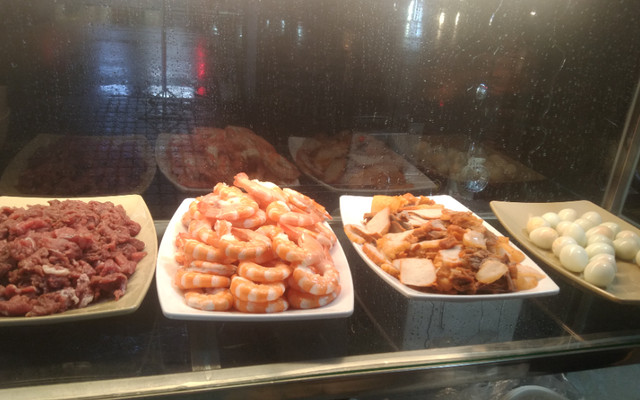 Hủ Tiếu Mì Lương Ký Sài Gòn - Hủ Tiếu, Mì Tươi & Hoành Thánh - 84 Ngô Gia Tự