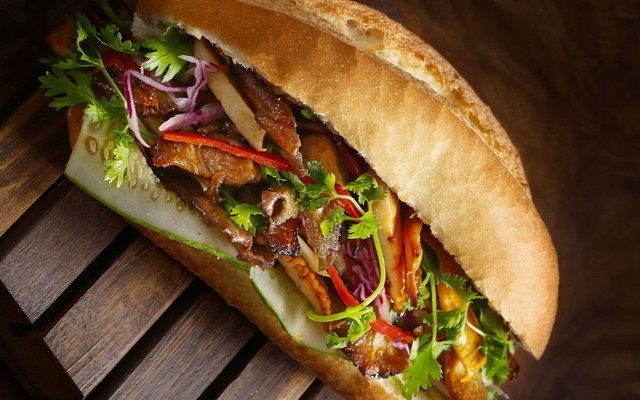 Tiệm Bánh Mì & Mì Trộn 3 Anh Em - Thiên Hộ Dương