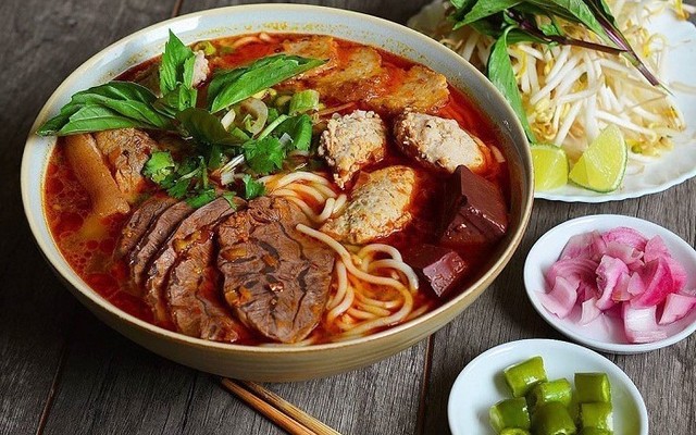 Bún Bò Huế Ngọc Hà - 334 Ngọc Thụy