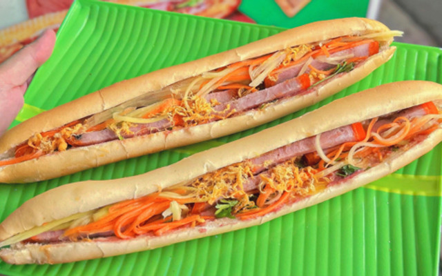 Bánh Mì Que Đà Lạt - Phạm Hùng