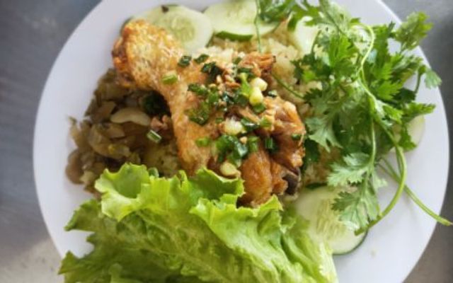 Cơm Gà Xôi Mỡ Hoài Phương - Phạm Hữu Lầu