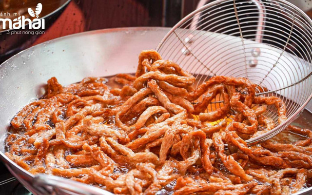 Bánh Mì Chả Cá - Má Hải - 730/2 Hương Lộ 2