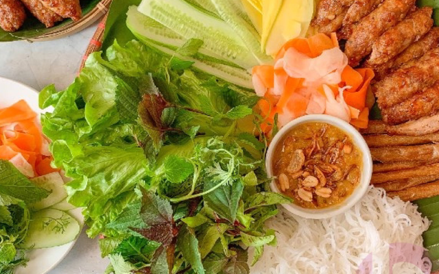 Nem Nướng Xứ Quảng - Số 5 Ngõ 4 Đồng Me